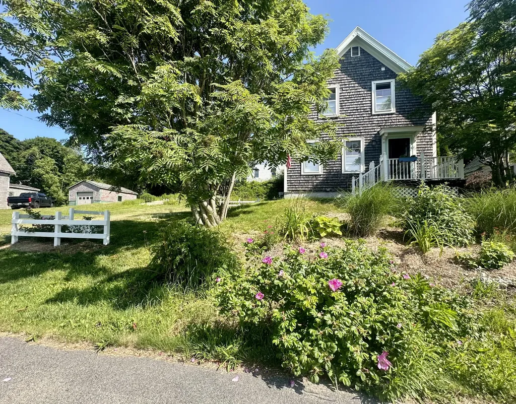 59 Washington Street Lubec ME 04652