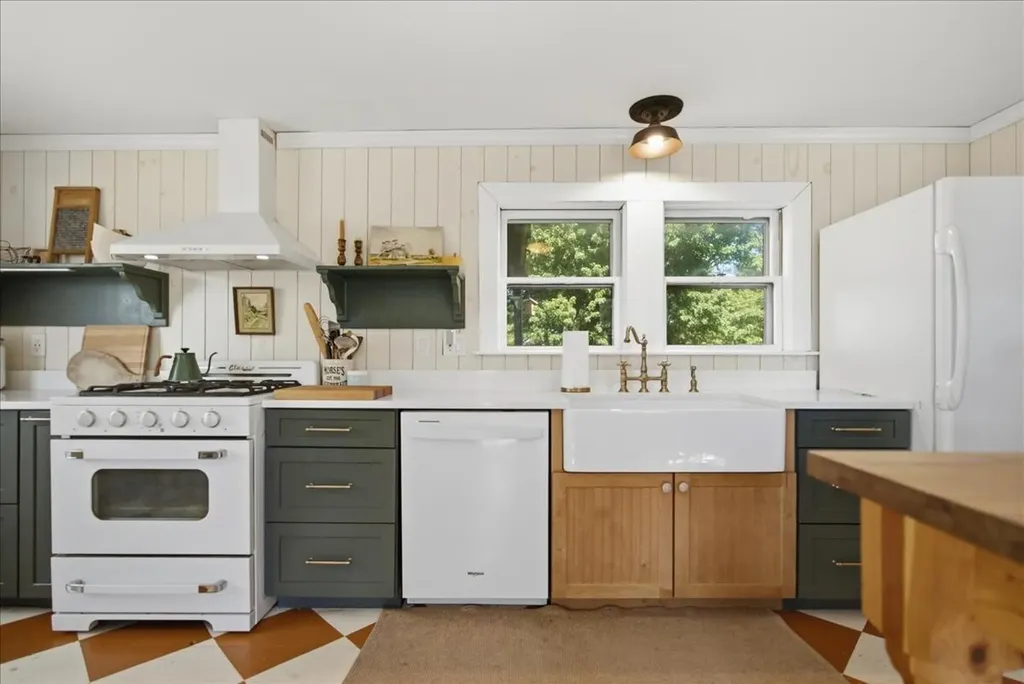 175 S Monmouth Road Monmouth ME 04259