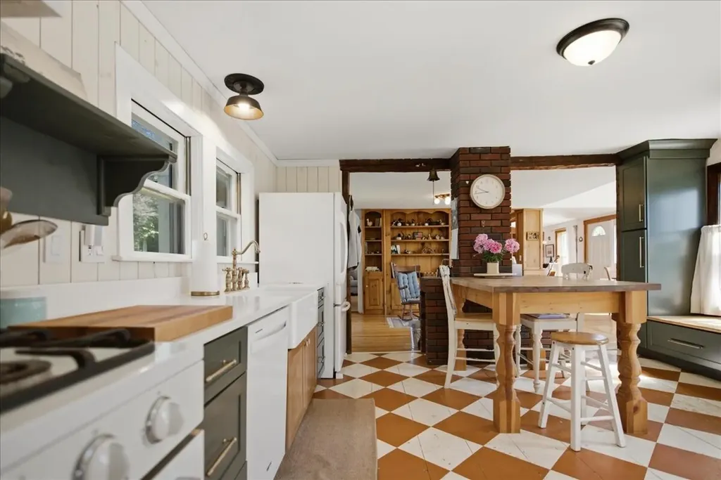 175 S Monmouth Road Monmouth ME 04259