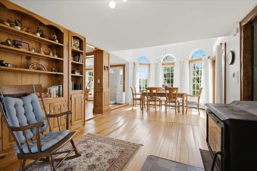 175 S Monmouth Road Monmouth ME 04259