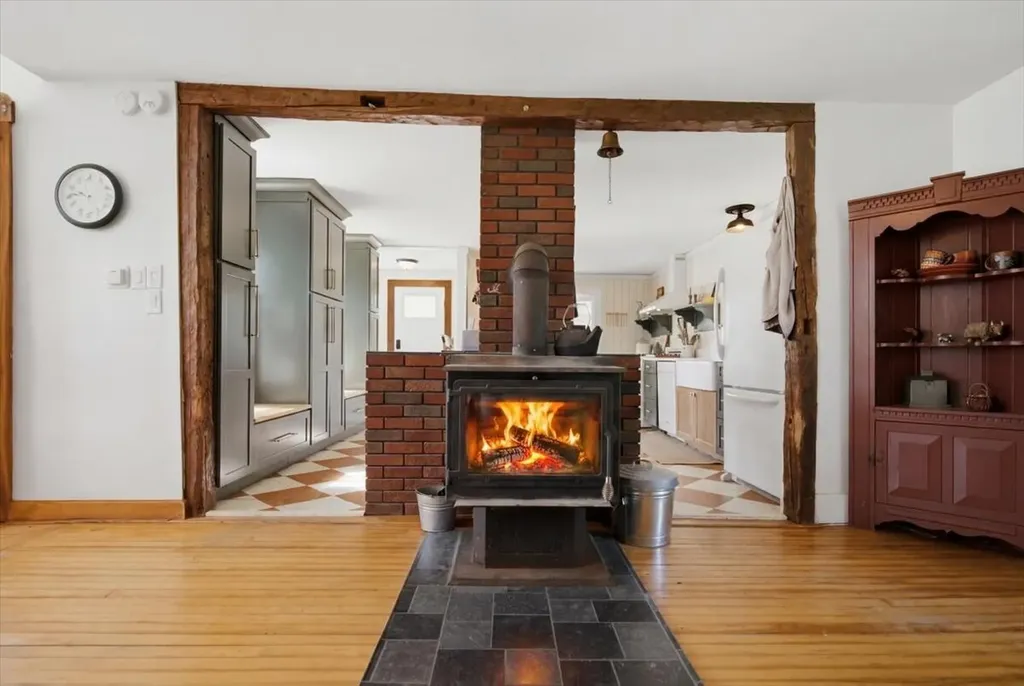 175 S Monmouth Road Monmouth ME 04259