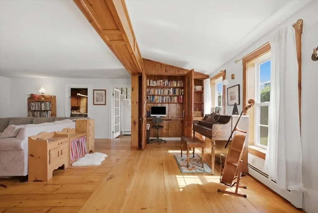 175 S Monmouth Road Monmouth ME 04259