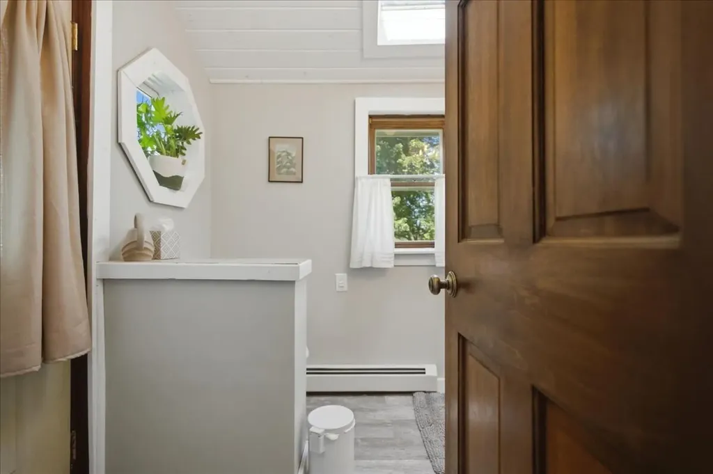 175 S Monmouth Road Monmouth ME 04259