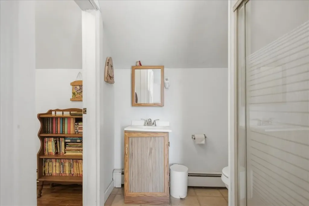 175 S Monmouth Road Monmouth ME 04259