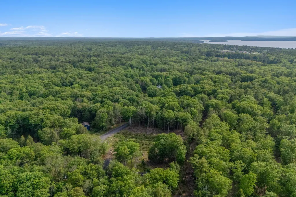 40 Basin Harbor Drive Standish ME 04084