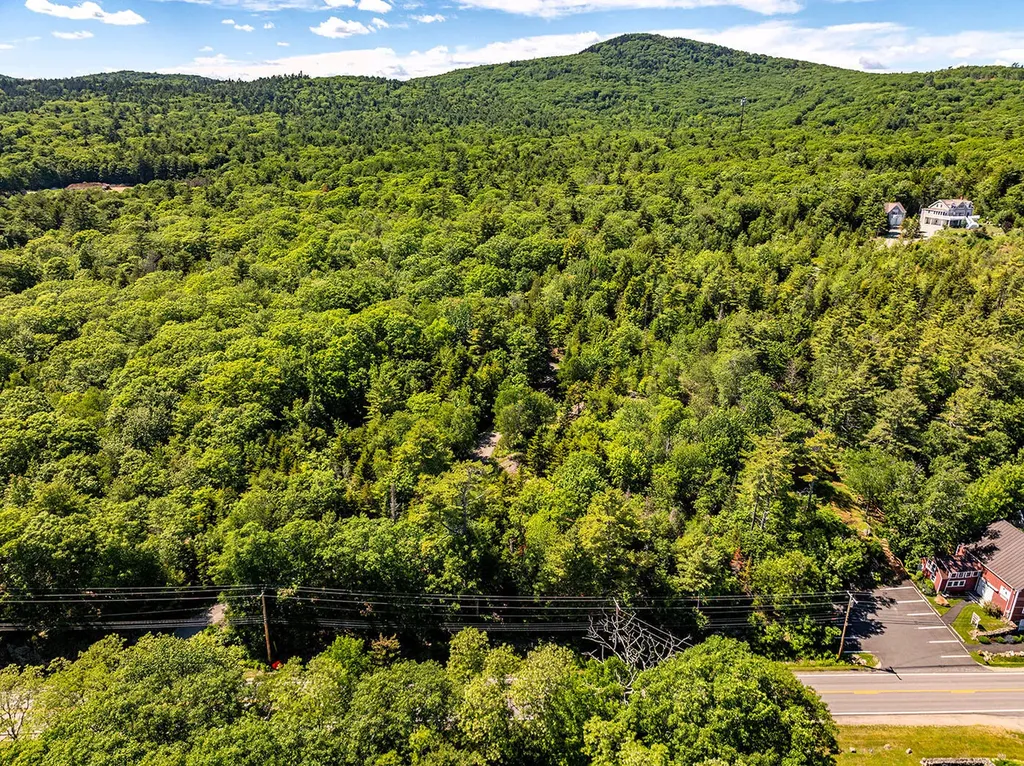 12-16 Atlantic Highway Lincolnville ME 04849