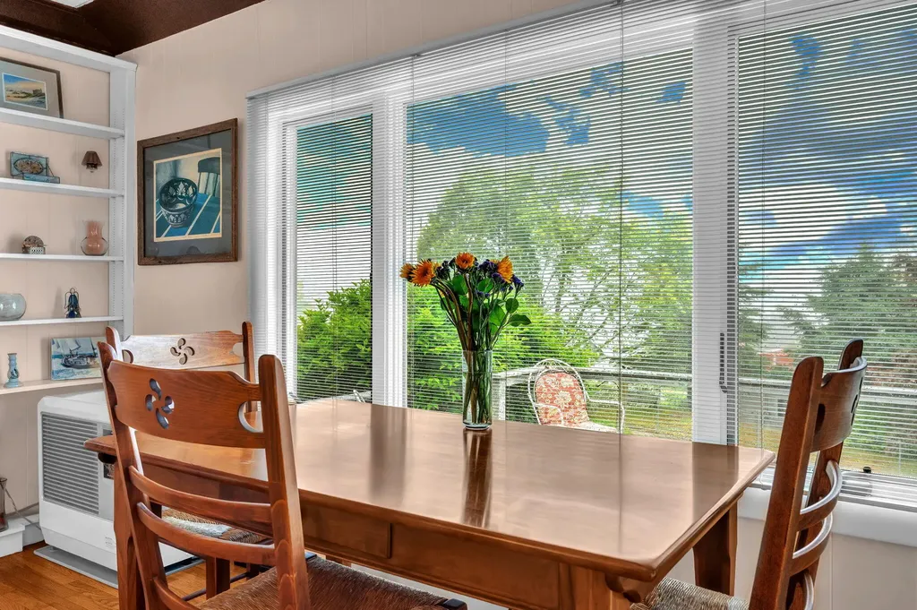 247 Island Road South Thomaston ME 04858