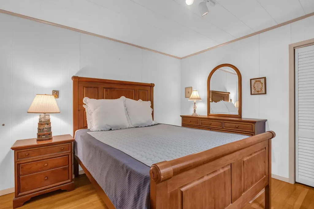 247 Island Road South Thomaston ME 04858