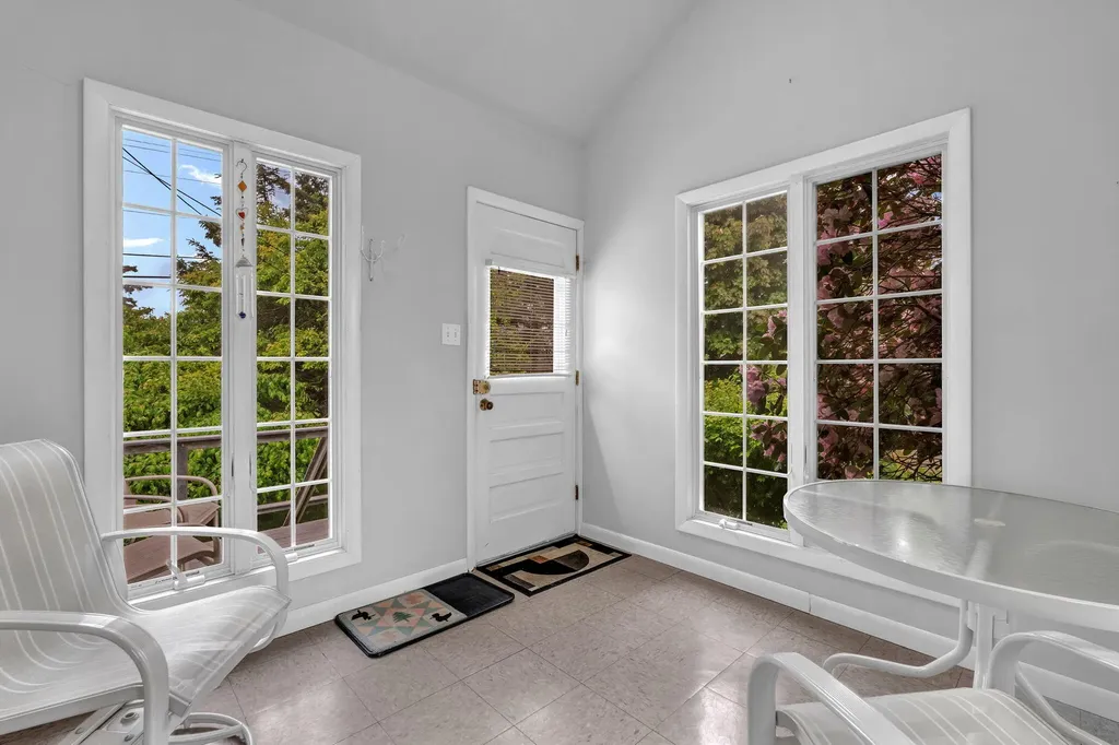 247 Island Road South Thomaston ME 04858