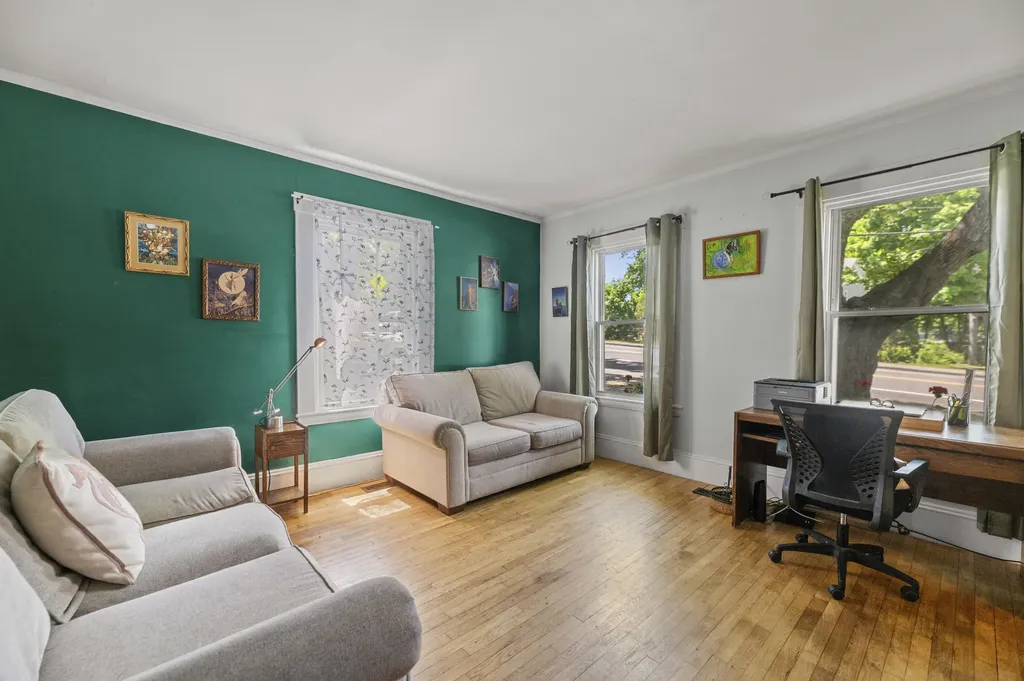192 Brunswick Avenue Gardiner ME 04345