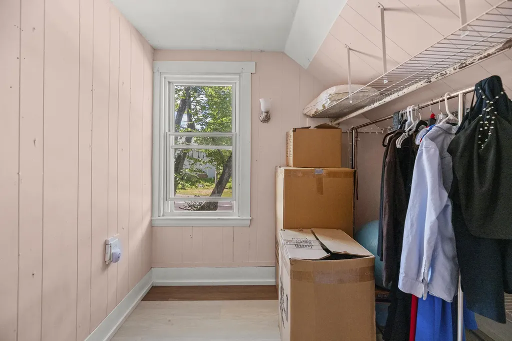 192 Brunswick Avenue Gardiner ME 04345