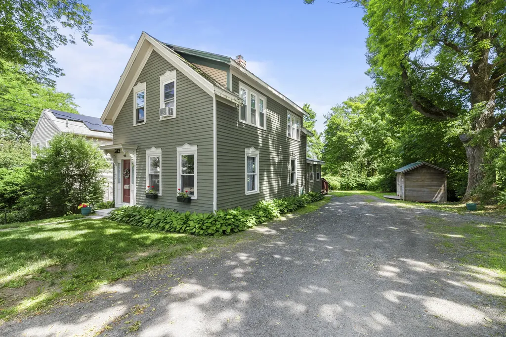 192 Brunswick Avenue Gardiner ME 04345