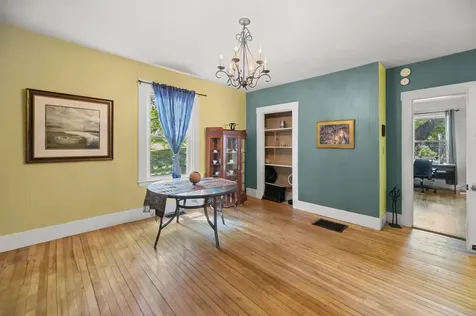 192 Brunswick Avenue Gardiner ME 04345