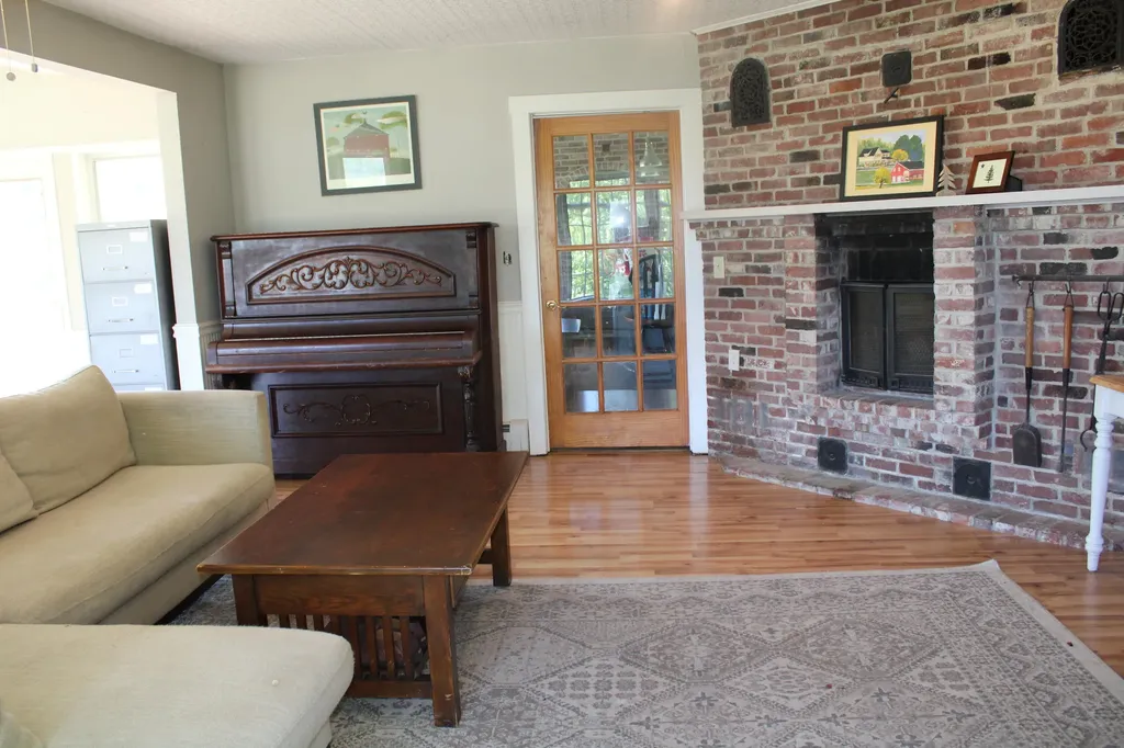 1341 Appleton Road Union ME 04862