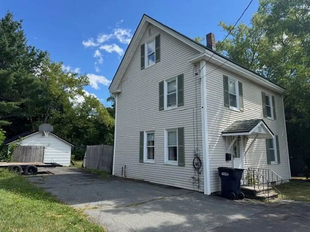 89 Larkin Street Bangor ME 04401