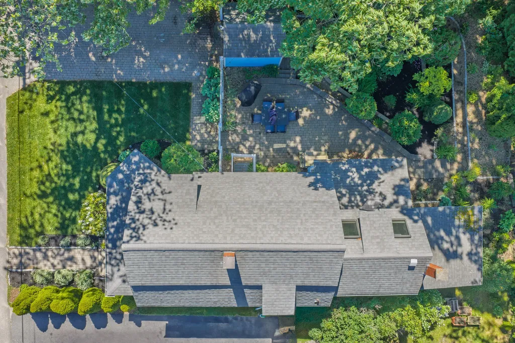 77 Ocean Avenue Old Orchard Beach ME 04064
