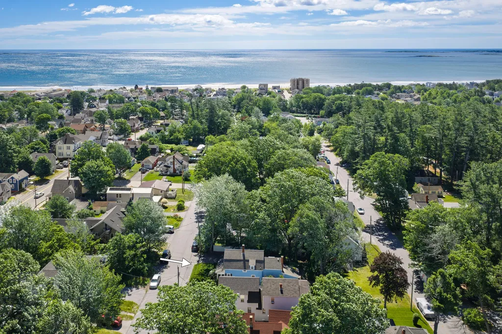 77 Ocean Avenue Old Orchard Beach ME 04064