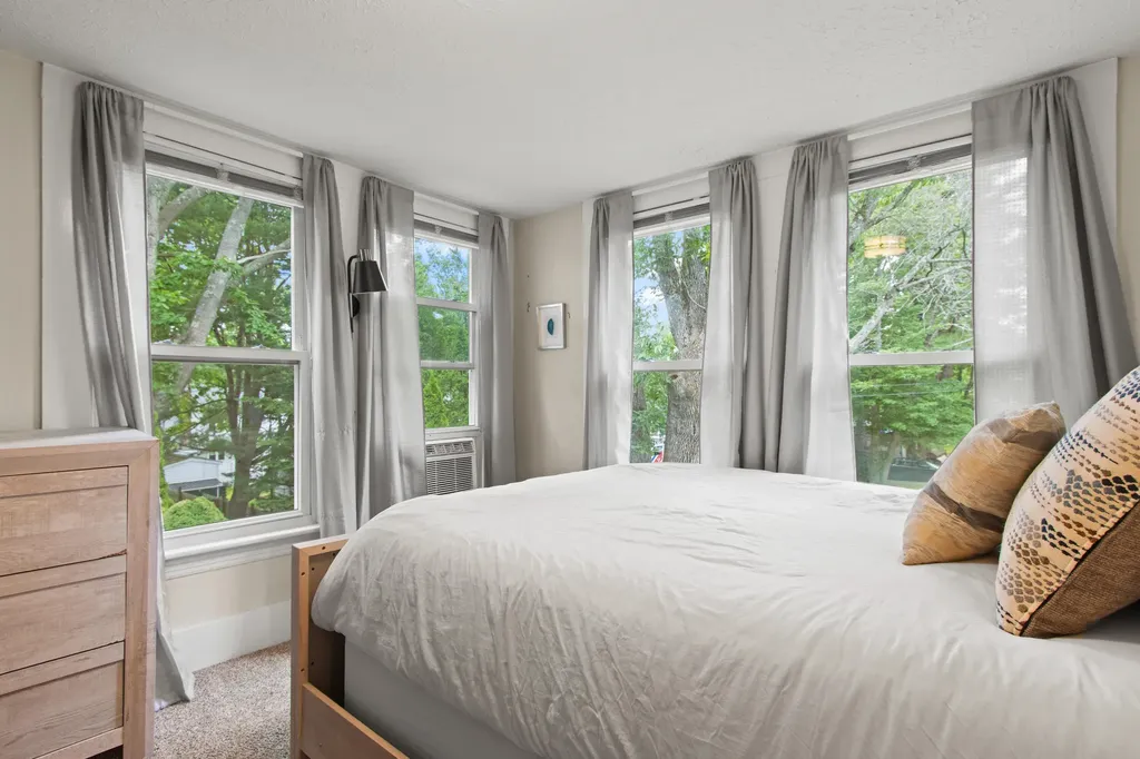 77 Ocean Avenue Old Orchard Beach ME 04064