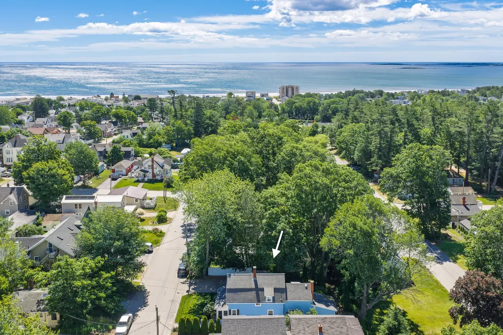 77 Ocean Avenue Old Orchard Beach ME 04064