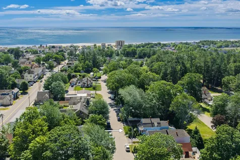 77 Ocean Avenue Old Orchard Beach ME 04064
