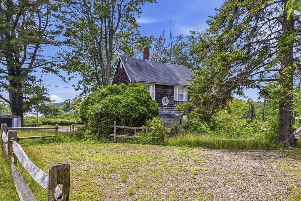 354 Littlejohn Road Yarmouth ME 04096