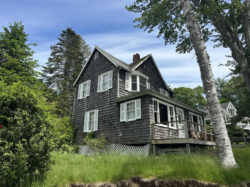 354 Littlejohn Road Yarmouth ME 04096