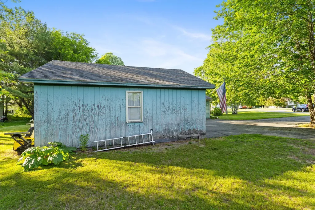 4 Mann Street Howland ME 04448