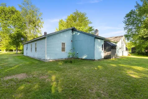 4 Mann Street Howland ME 04448