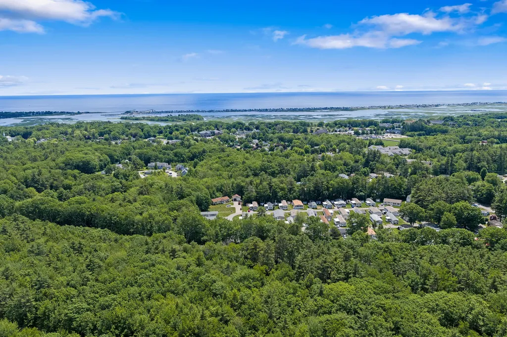 91 Anna Robert Circle Wells ME 04090