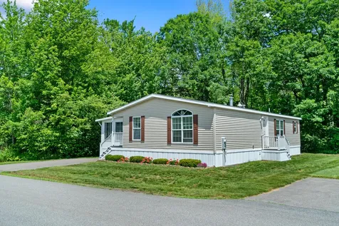 91 Anna Robert Circle Wells ME 04090