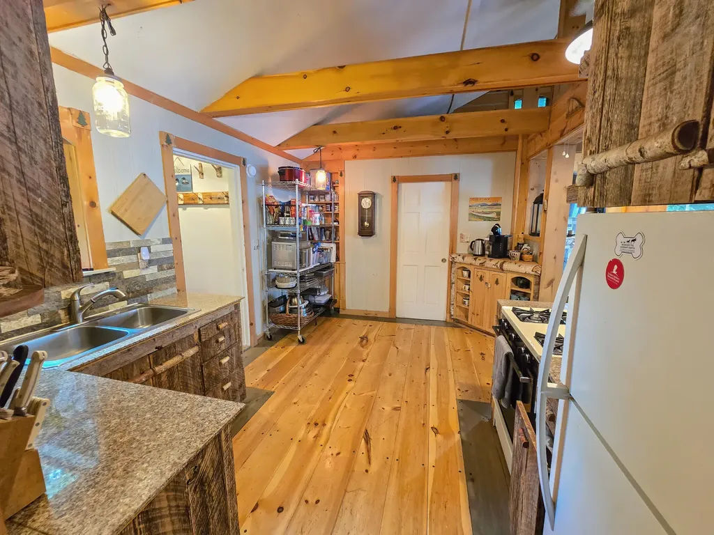 27 Loon Lane Palmyra ME 04965