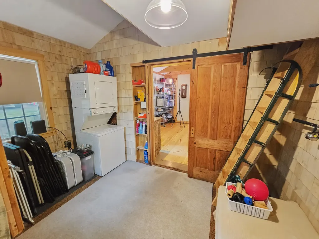 27 Loon Lane Palmyra ME 04965