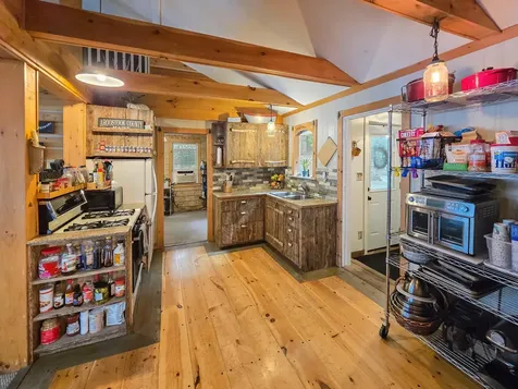 27 Loon Lane Palmyra ME 04965