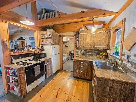 27 Loon Lane Palmyra ME 04965
