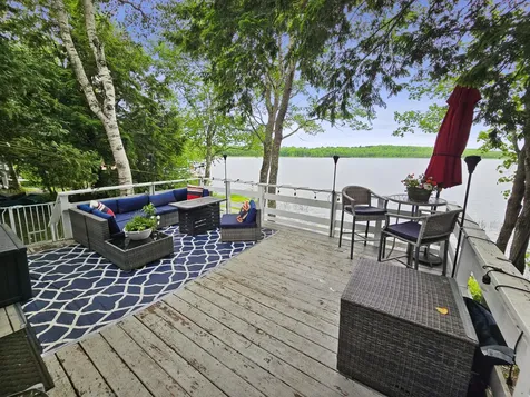 27 Loon Lane Palmyra ME 04965