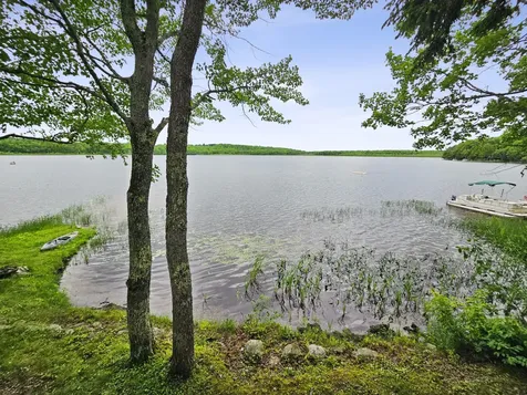27 Loon Lane Palmyra ME 04965