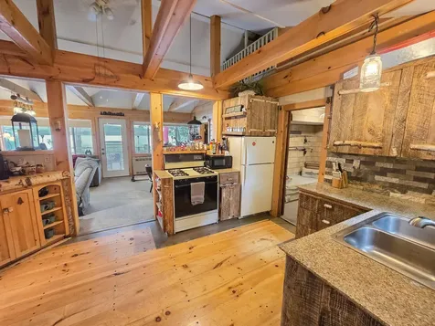 27 Loon Lane Palmyra ME 04965