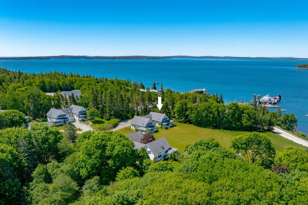 25B Richardson Road Tremont ME 04653