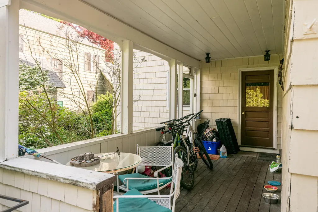 35-37 Warren Avenue Cape Elizabeth ME 04107