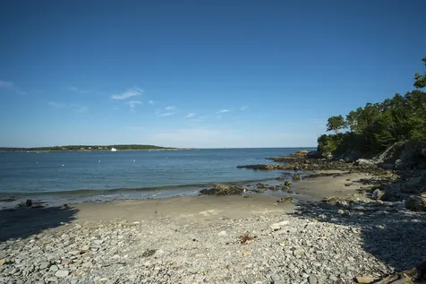 35-37 Warren Avenue Cape Elizabeth ME 04107