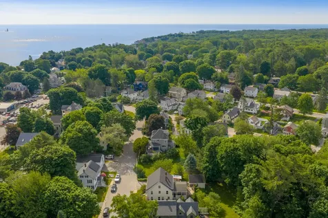 35-37 Warren Avenue Cape Elizabeth ME 04107