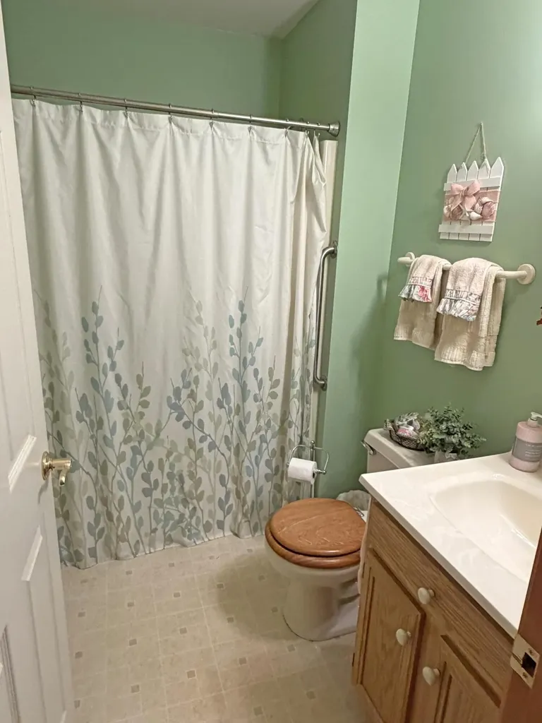 79 Park Street Ellsworth ME 04605