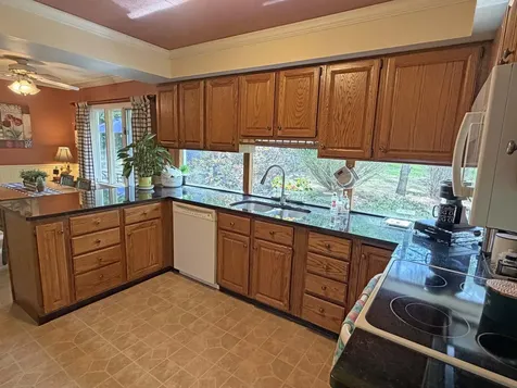 79 Park Street Ellsworth ME 04605