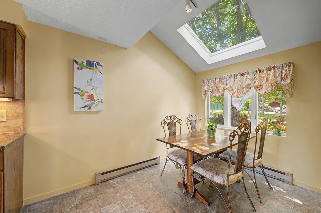 23 Clifford Road Naples ME 04055