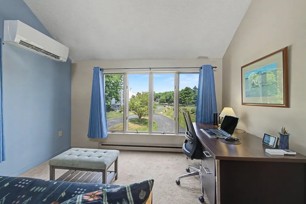 23 Clifford Road Naples ME 04055