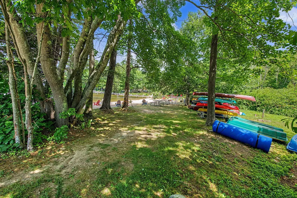 23 Clifford Road Naples ME 04055