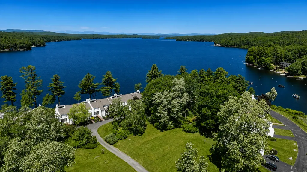 23 Clifford Road Naples ME 04055