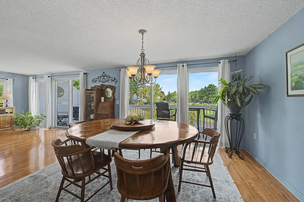 23 Clifford Road Naples ME 04055