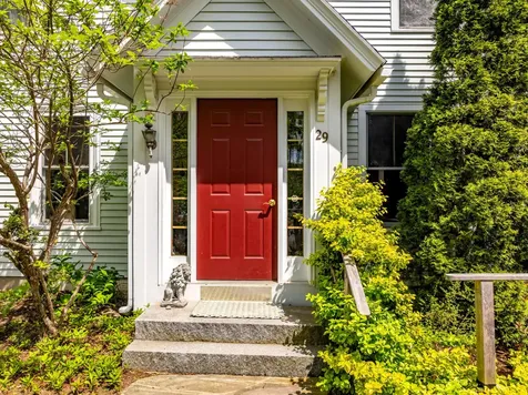 29 Spruce Rockport ME 04856