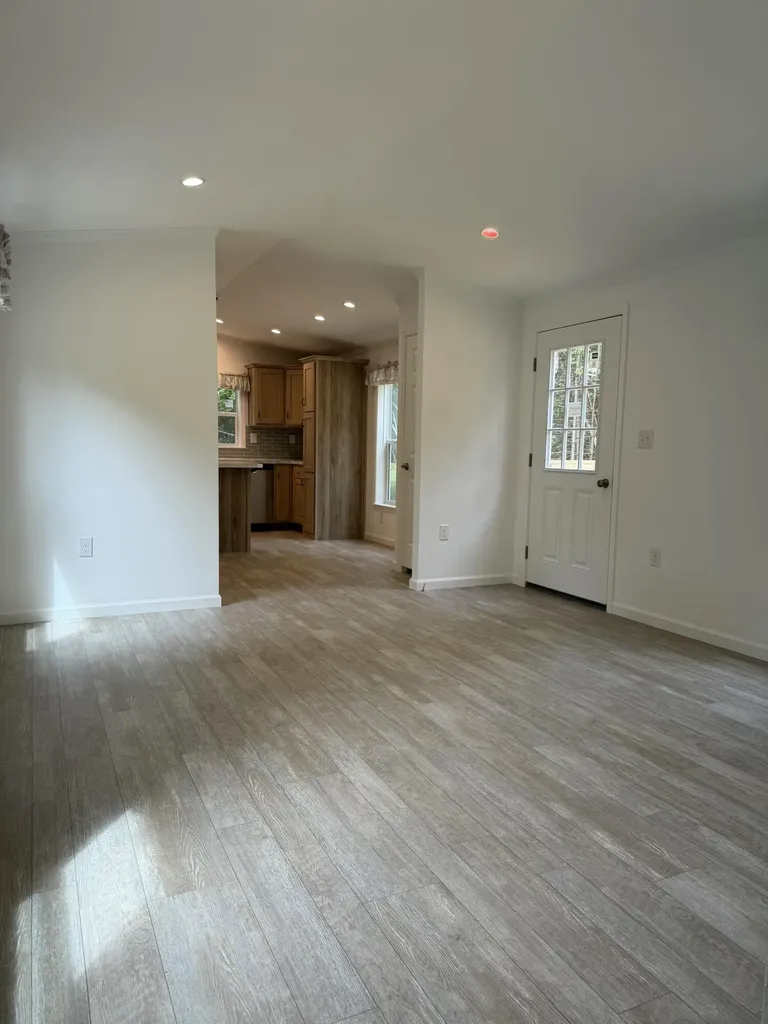 13 Mayflower Lane Lebanon ME 04027